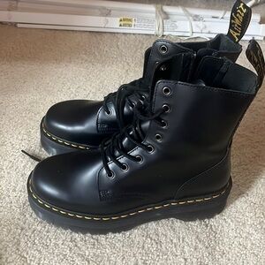 Dr. Marten’s JADON BOOT SMOOTH LEATHER PLATFORMS